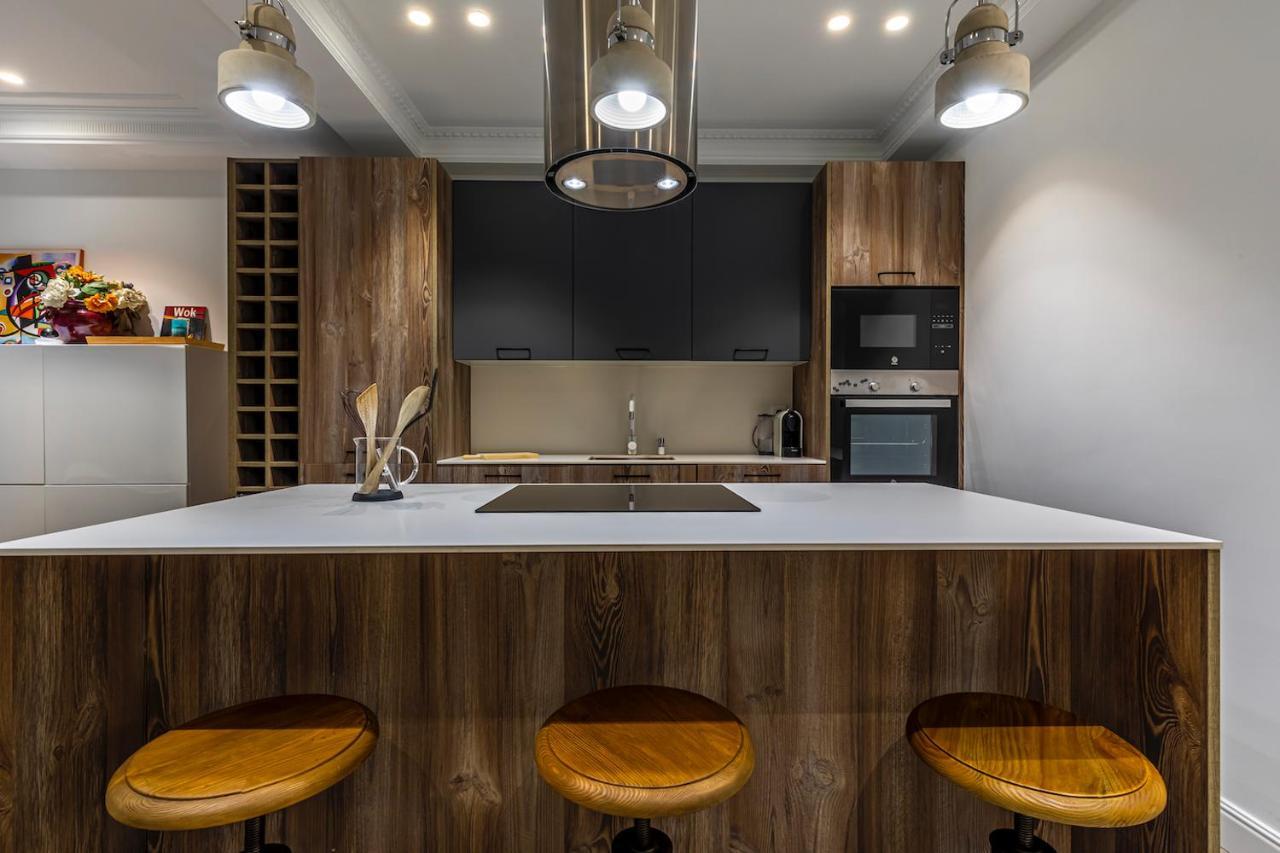 110 M2 Central Apartment In Abando Close To Guggenheim With Parking Bilbao Dış mekan fotoğraf