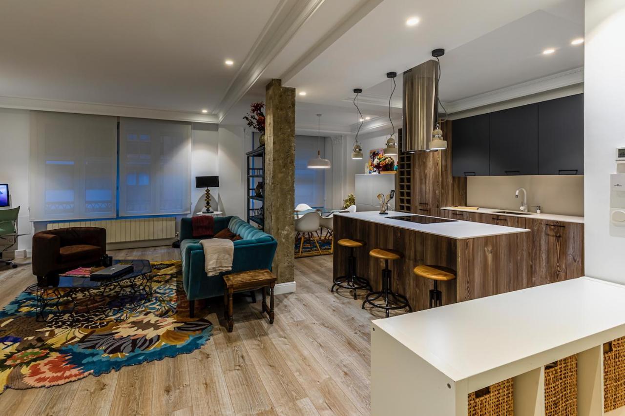110 M2 Central Apartment In Abando Close To Guggenheim With Parking Bilbao Dış mekan fotoğraf