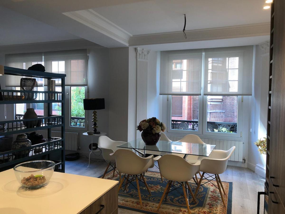 110 M2 Central Apartment In Abando Close To Guggenheim With Parking Bilbao Dış mekan fotoğraf
